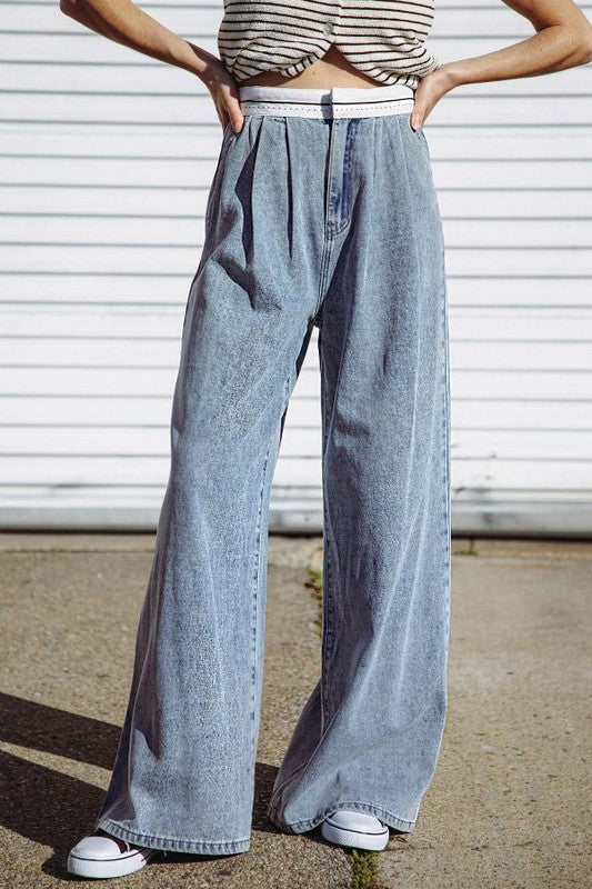 Contrast Waistband Denim Pant