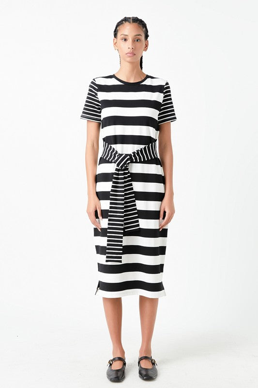 Contrast Stripe Knit Midi Dress (Navy, Black)